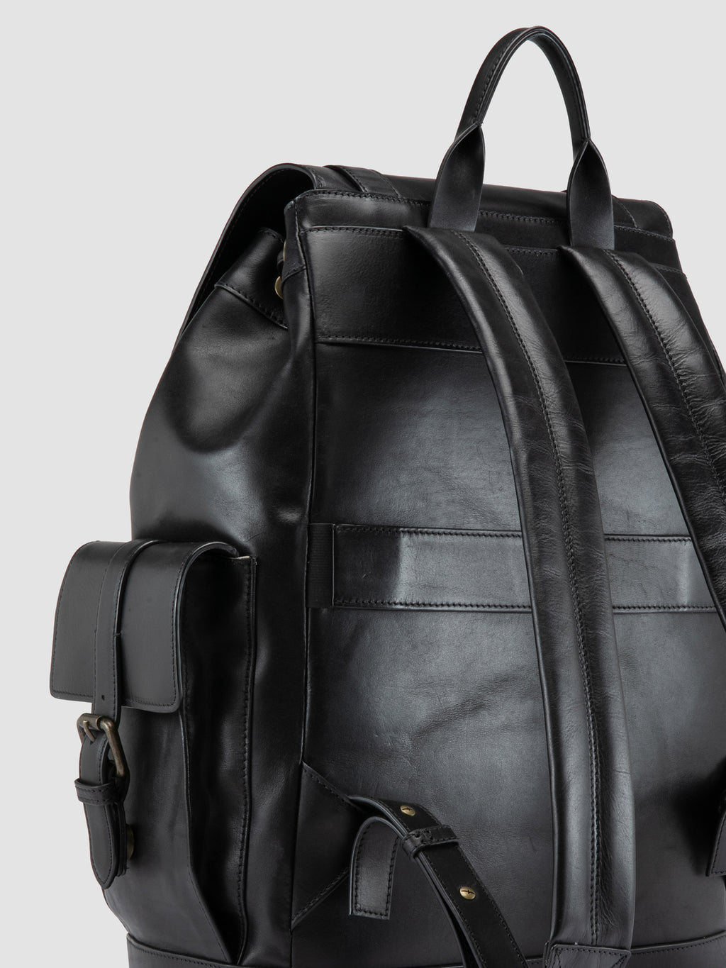 BOSTONIAN 003 - Black Leather Backpack