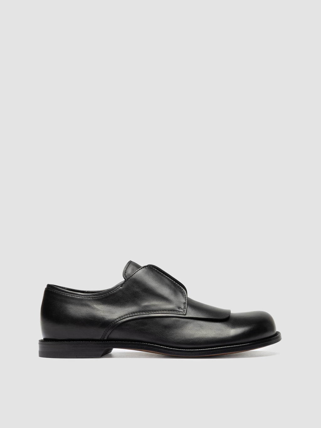 GEMSTONE 002 - Schwarze Derbyschuhe aus Leder