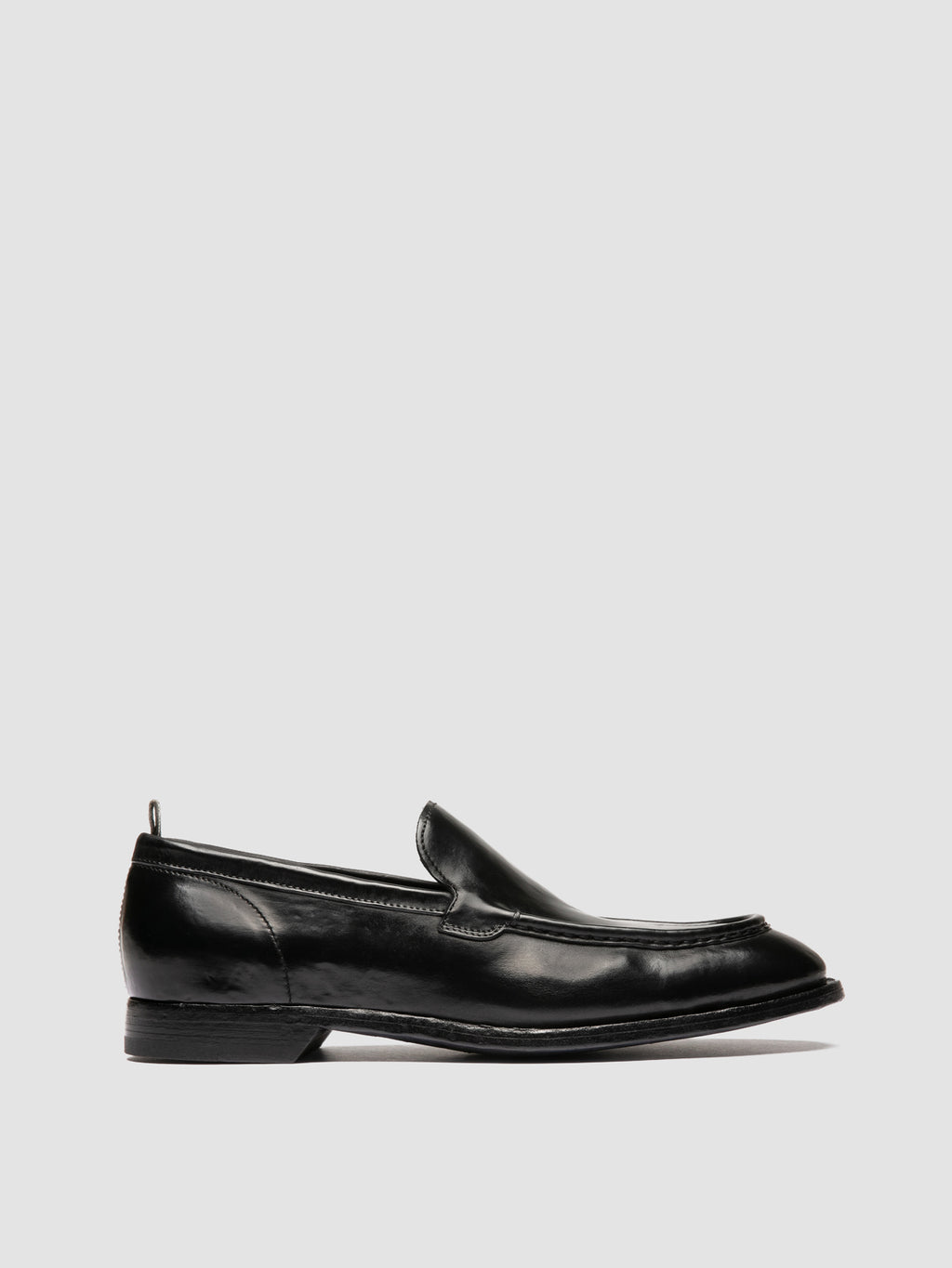 SOUND 005 - Black Leather Loafers